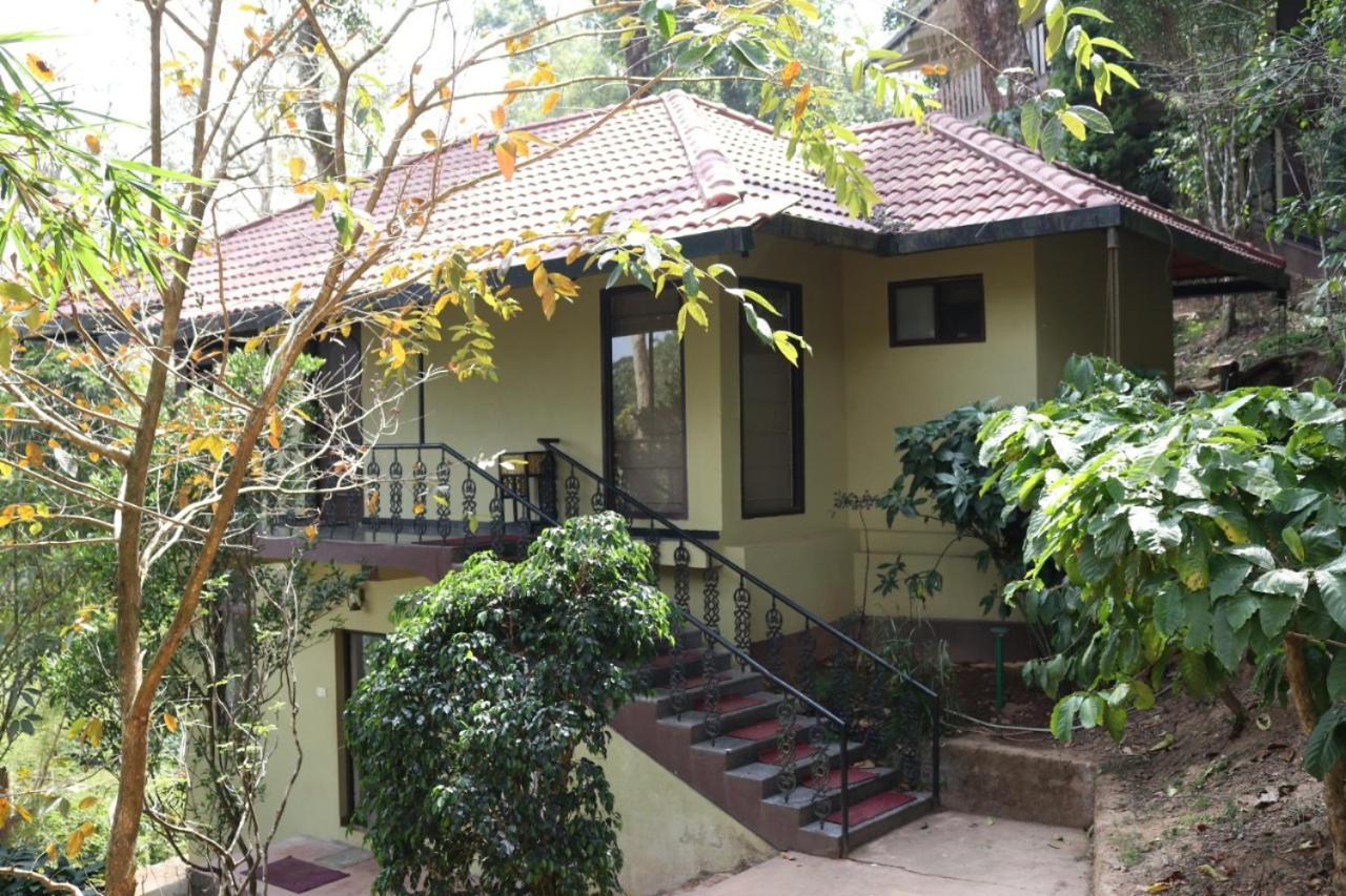 Villa Serene Woods à Madikeri Extérieur photo